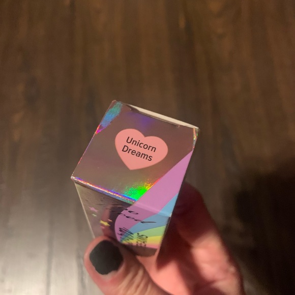 Too Faced Unicorn Dreams Highlighter Stick - Picture 2 of 4